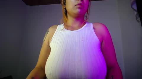 Snapshot of boobs_magic chatting on September 2025 04:11:02 AM KIM online show from September 2025 04:11:02 AM