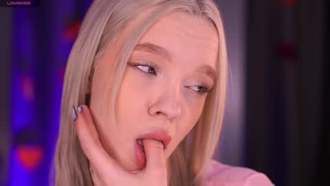 Alina online show from February 2026 07:27:02 AM