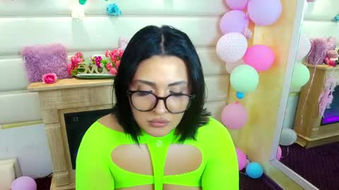 boobzilla_ online show from April 2026 06:20:01 AM