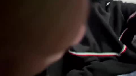 SHY BOY online show from November 2025 02:25:01 AM