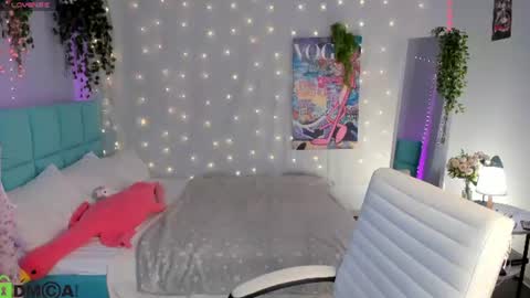 Milena online show from June 2026 02:53:02 AM