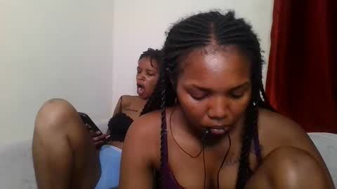 bootie_caramel online show from April 2026 03:07:01 PM