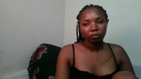 bootie_caramel online show from May 2026 11:26:01 AM