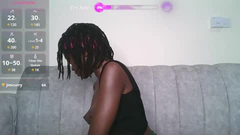 Snapshot of booty_queen001 chatting on December 2024 11:06:02 PM Heather online show from December 2024 11:06:02 PM