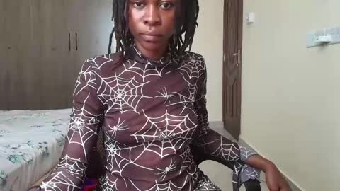 Snapshot of booty_queen001 chatting on February 2025 07:26:02 AM Heather online show from February 2025 07:26:02 AM