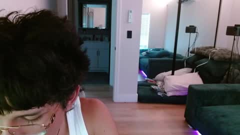 bootybros online show from March 2026 01:22:01 AM