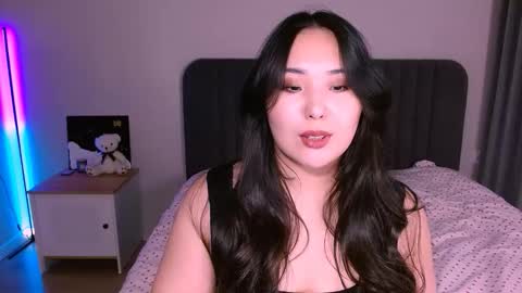 Snapshot of bootylecious_ chatting on November 2025 11:31:01 AM Mona online show from November 2025 11:31:01 AM