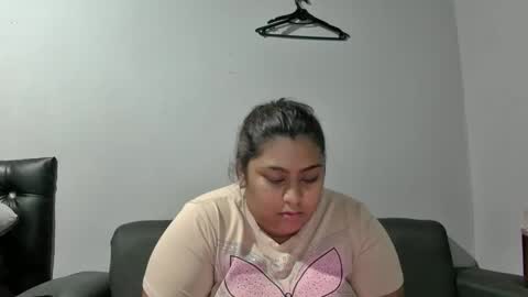 Snapshot of bootylicious02 chatting on October 2025 06:30:01 PM Mel online show from October 2025 06:30:01 PM