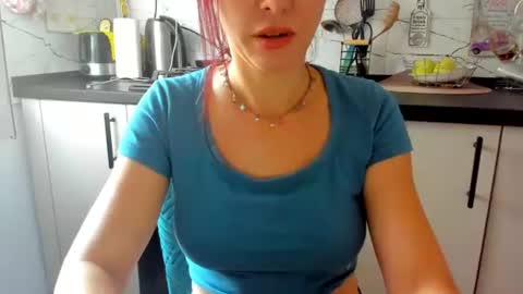 Klaras room online show from July 2026 12:15:02 PM