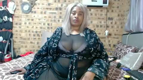 bootytwerkxxx online show from June 2026 12:39:01 PM