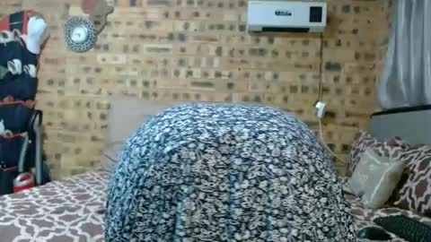 bootytwerkxxx online show from July 2026 11:00:02 PM