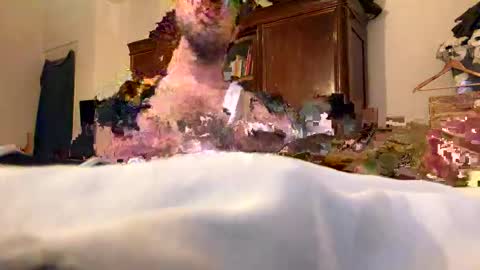 Snapshot of booyyy12 chatting on April 2026 07:58:02 PM BoYYYOOO online show from April 2026 07:58:02 PM