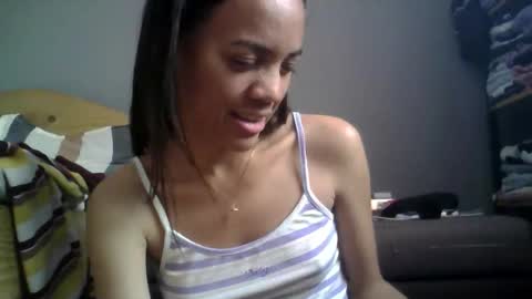 Snapshot of boozyart chatting on October 2025 08:46:01 AM boozyArt online show from October 2025 08:46:01 AM