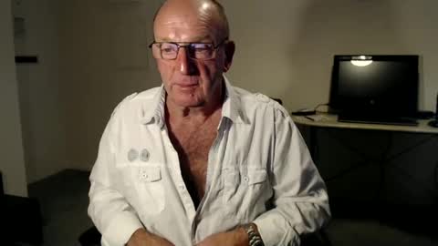 Snapshot of boppy21 chatting on December 2024 08:49:02 PM Boppy21 online show from December 2024 08:49:02 PM