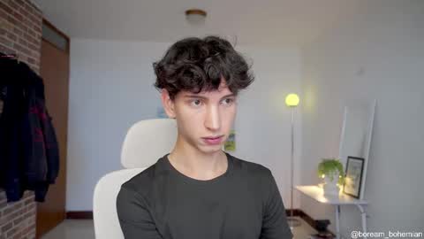 Snapshot of boream_ chatting on October 2025 11:38:02 AM Bream online show from October 2025 11:38:02 AM