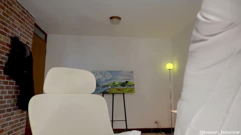 Snapshot of boream_ chatting on October 2025 01:34:02 PM Bream online show from October 2025 01:34:02 PM