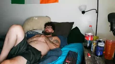 Snapshot of boredandirish21 chatting on October 2025 05:32:02 PM boredandirish21 online show from October 2025 05:32:02 PM