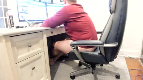 Snapshot of boredhorndog chatting on February 2025 10:51:01 PM Boredhorndog online show from February 2025 10:51:01 PM