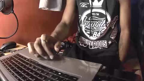 Snapshot of boss_playa98 chatting on February 2025 08:36:02 PM boss_playa98 online show from February 2025 08:36:02 PM