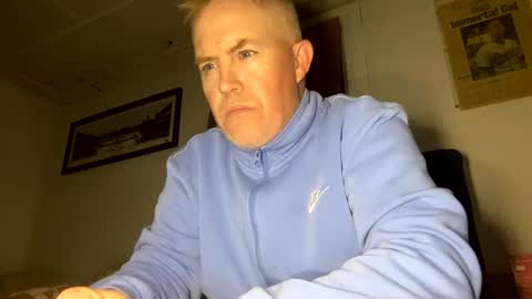 bostonirish45 online show from April 2026 06:05:02 AM