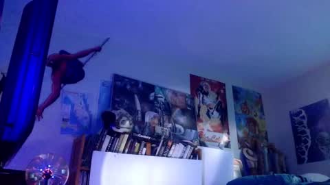 Bottomboo7 online show from March 2026 12:38:02 PM