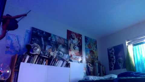 Bottomboo7 online show from April 2026 01:41:02 PM