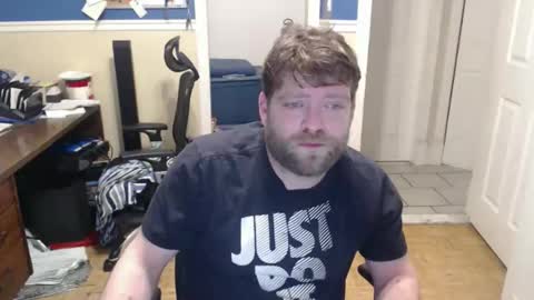 bouch1986 online show from February 2026 05:28:02 AM