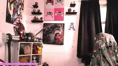 Pumpkin Butt online show from May 2026 04:44:02 PM