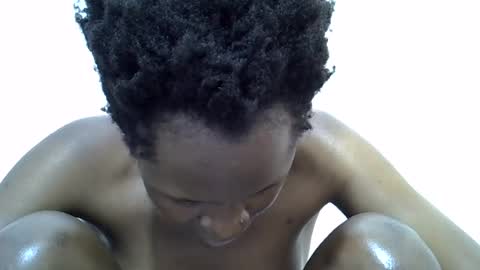 bouncy_vee online show from June 2026 01:12:02 PM