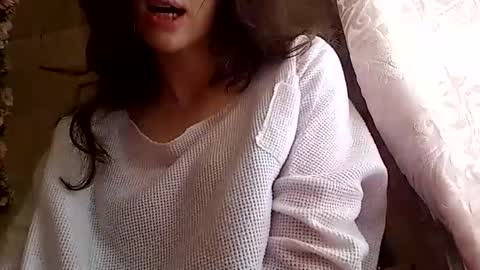 Snapshot of bouncyqueenmajesty chatting on January 2025 03:58:01 PM Bouncy Queen Majesty online show from January 2025 03:58:01 PM