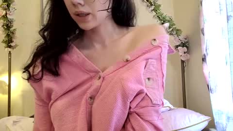 Snapshot of bouncyqueenmajesty chatting on March 2025 05:24:02 PM Bouncy Queen Majesty online show from March 2025 05:24:02 PM