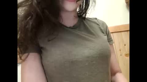 Snapshot of bouncyqueenmajesty chatting on September 2025 07:08:01 PM Bouncy Queen Majesty online show from September 2025 07:08:01 PM