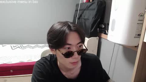 Snapshot of boxman556990 chatting on September 2025 01:50:01 AM boxman556990 online show from September 2025 01:50:01 AM