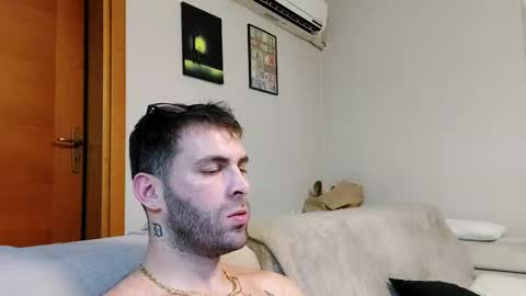 Dan online show from October 2025 11:26:02 PM