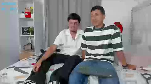 Snapshot of boy_jerry chatting on December 2025 04:19:01 AM boy_jerry online show from December 2025 04:19:01 AM