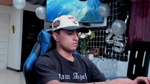 boy_nauthy online show from May 2026 06:58:01 PM