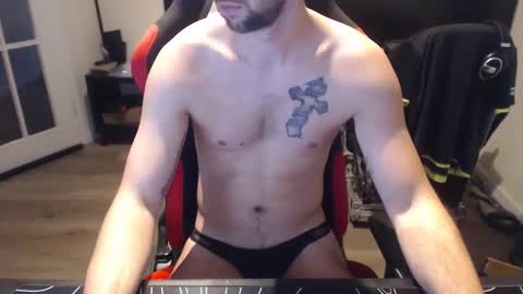 boy_t0y89 online show from October 2025 06:21:01 AM