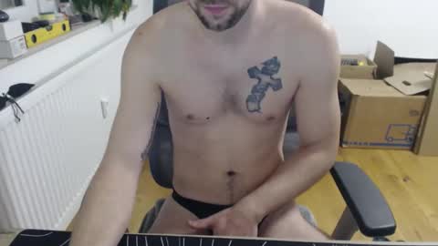 boy_t0y89 online show from February 2026 06:17:01 AM