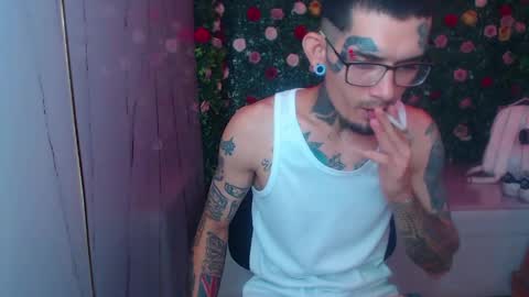boy_tatto77 online show from April 2026 12:29:02 PM