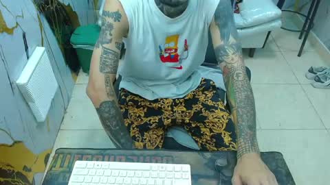boy_tatto77 online show from May 2026 12:10:01 PM
