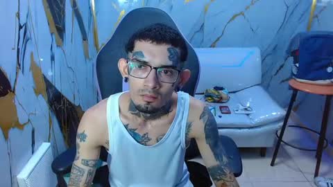 boy_tatto77 online show from May 2026 11:26:01 AM