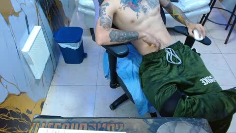 boy_tatto77 online show from May 2026 11:50:01 AM
