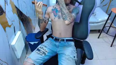 boy_tatto77 online show from June 2026 12:47:02 PM