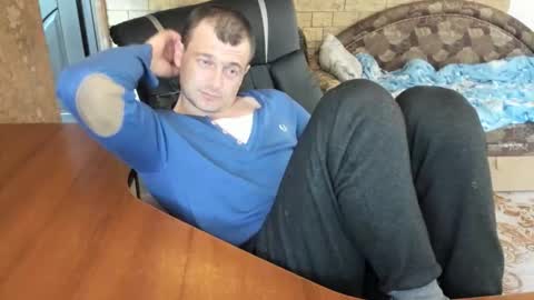 BoyApollon online show from April 2026 01:41:02 PM