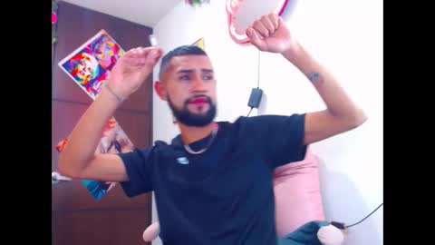 Snapshot of boybunnyerotic chatting on September 2025 01:45:02 PM boybunnyerotic online show from September 2025 01:45:02 PM