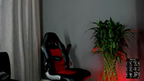 boyc02_ online show from May 2026 03:57:02 AM