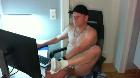 Julian online show from March 2025 09:17:01 PM