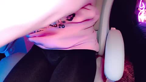 Snapshot of boycurious95 chatting on January 2025 03:01:01 AM Atari online show from January 2025 03:01:01 AM