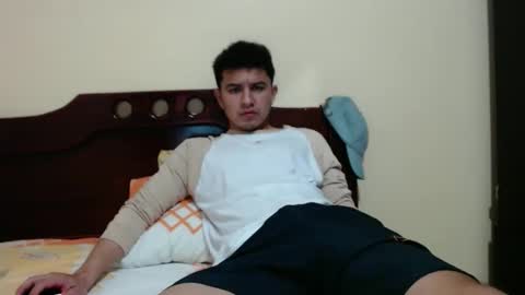 Snapshot of boyfit2023 chatting on February 2025 01:13:01 AM boyfit2023 online show from February 2025 01:13:01 AM