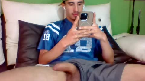Felipe  online show from July 2026 09:52:01 PM
